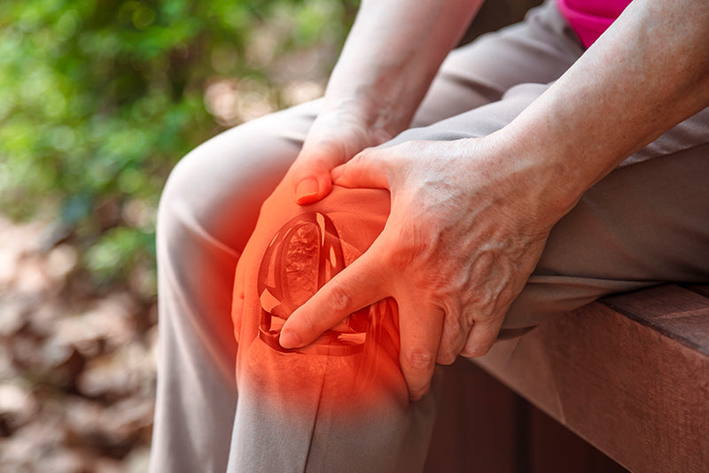 「ひざが痛い」や「人工ひざ関節手術（TKA）やひざ周辺の骨折手術後のひざ前面が痛む」方へのサポーターの効果は？